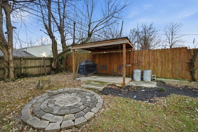 1104 Oak Hill Drive, Lexington, KY 40505