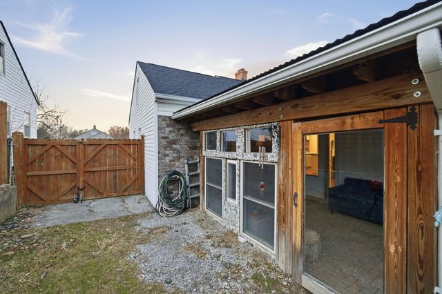 1104 Oak Hill Drive, Lexington, KY 40505