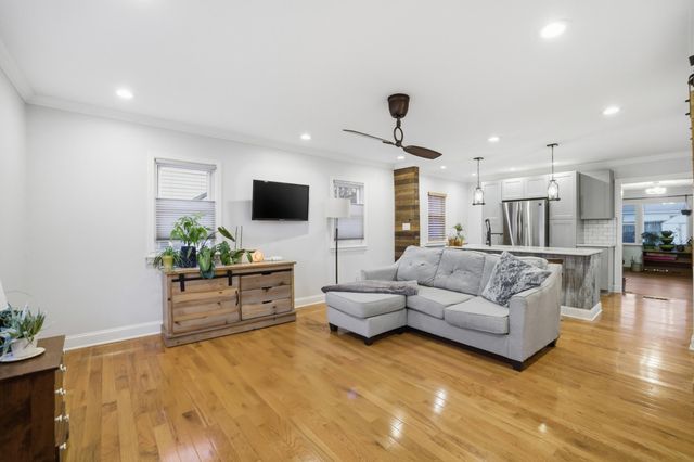 1104 Oak Hill Drive, Lexington, KY 40505