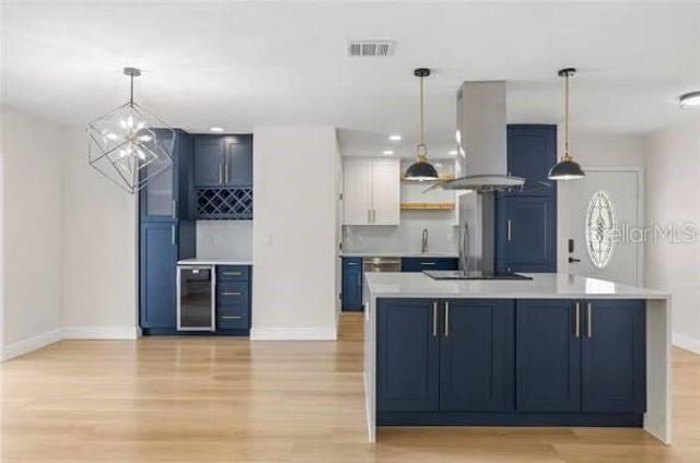 4908 STOLLS AVENUE, Tampa, FL 33615