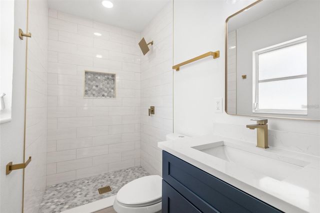 4908 STOLLS AVENUE, Tampa, FL 33615