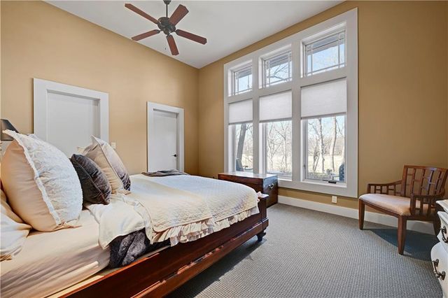 100 Hever Knoll Avenue, Loch Lloyd, MO 64012