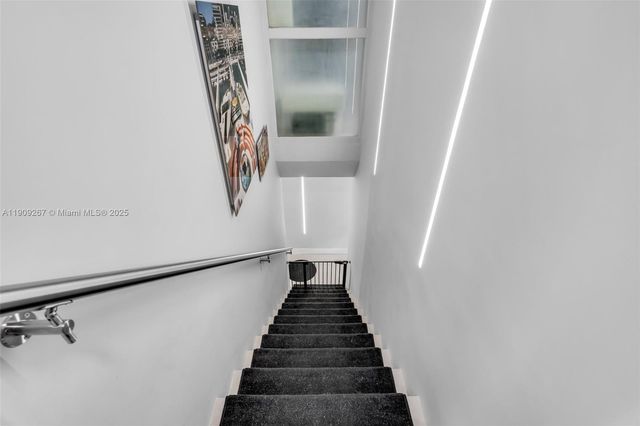 6000 Collins Ave 134, Miami Beach, FL 33140