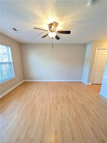 275 Malamute Lane, Greensboro, NC 27407