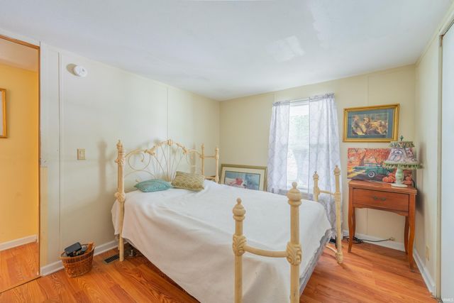 1330 Hillcrest Road, Bedford, IN 47421