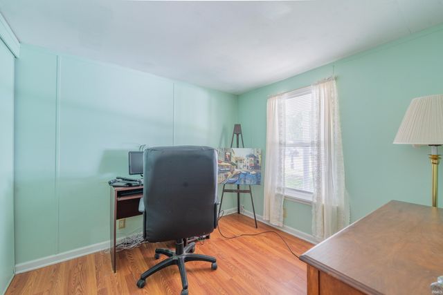 1330 Hillcrest Road, Bedford, IN 47421