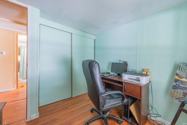 1330 Hillcrest Road, Bedford, IN 47421