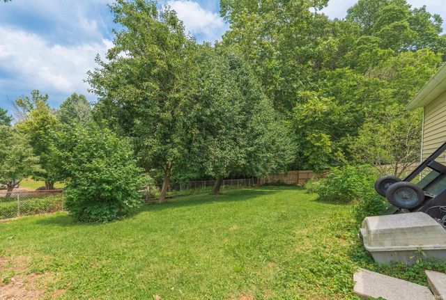 1330 Hillcrest Road, Bedford, IN 47421