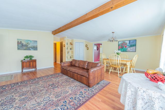 1330 Hillcrest Road, Bedford, IN 47421