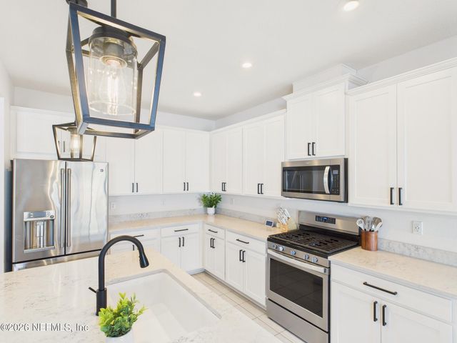 583 BUTTONWOOD Loop, Yulee, FL 32097