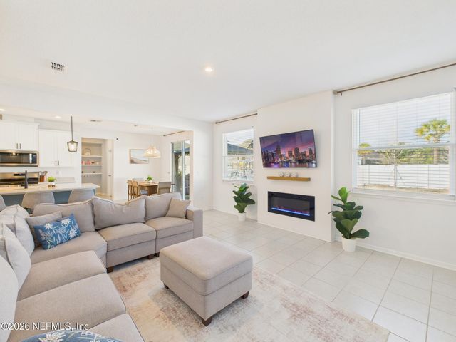 583 BUTTONWOOD Loop, Yulee, FL 32097