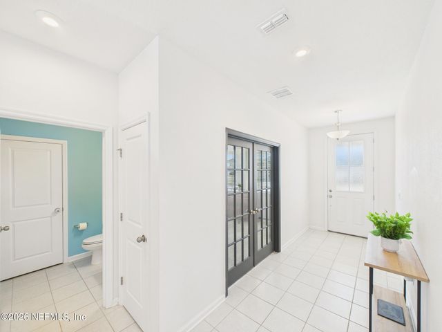 583 BUTTONWOOD Loop, Yulee, FL 32097