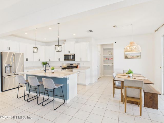 583 BUTTONWOOD Loop, Yulee, FL 32097