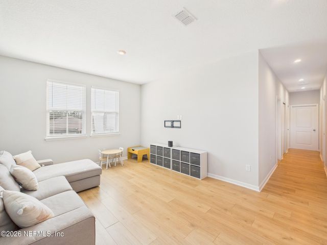 583 BUTTONWOOD Loop, Yulee, FL 32097