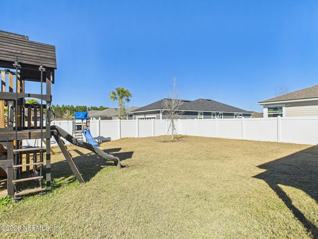 583 BUTTONWOOD Loop, Yulee, FL 32097