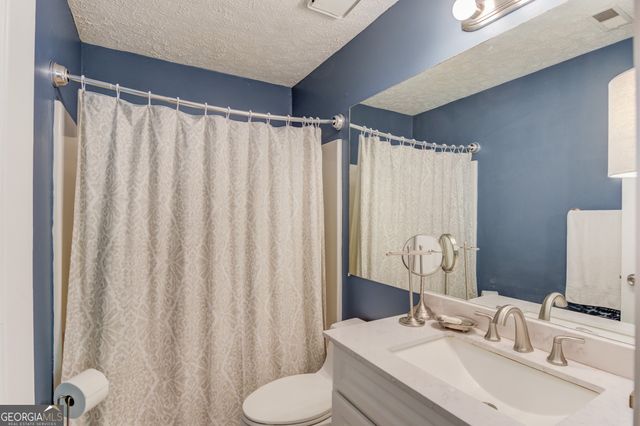 4040 Chattahoochee Trace, Duluth, GA 30097