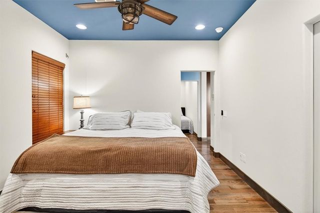 106 Belaire Dr, Rockport, TX 78382