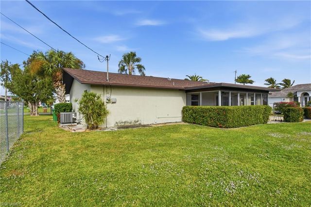 126 SE 40th TER, Cape Coral, FL 33904