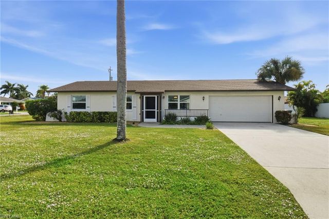 126 SE 40th TER, Cape Coral, FL 33904
