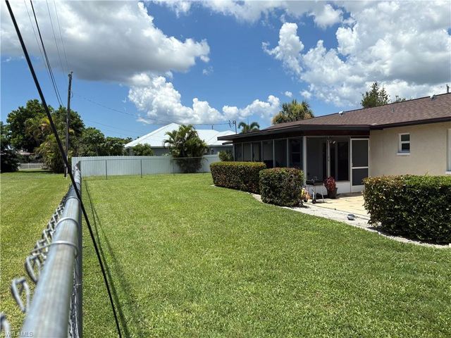 126 SE 40th TER, Cape Coral, FL 33904
