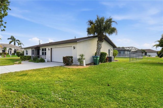 126 SE 40th TER, Cape Coral, FL 33904