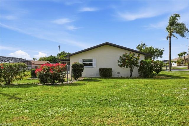 126 SE 40th TER, Cape Coral, FL 33904