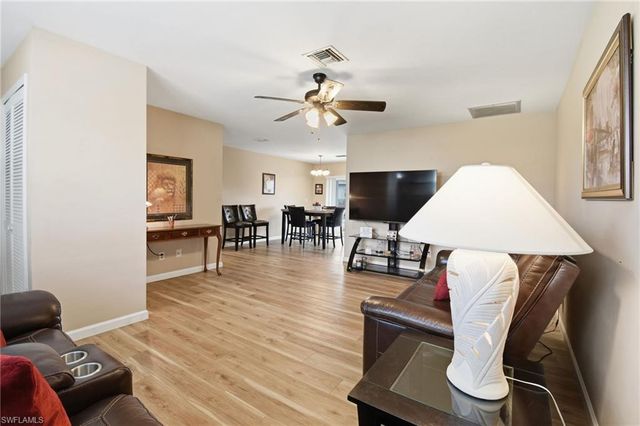 126 SE 40th TER, Cape Coral, FL 33904