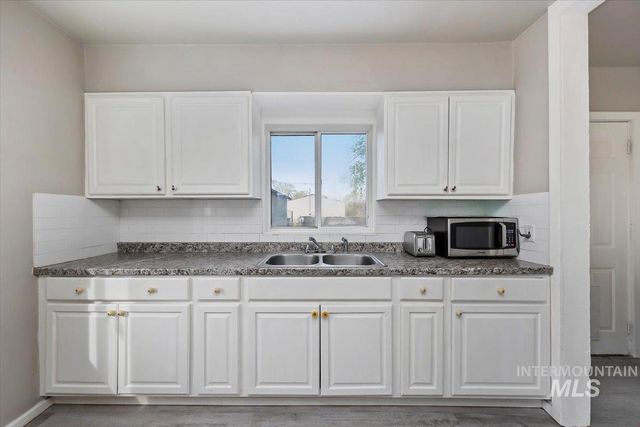 429 Wakefield St., Twin Falls, ID 83301