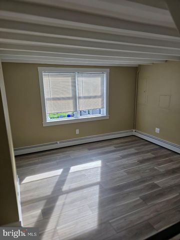 410 LOGAN ST, Bristol, PA 19007