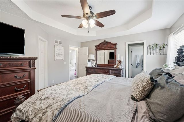 1910 Chestnut Drive, Pleasant Hill, MO 64080