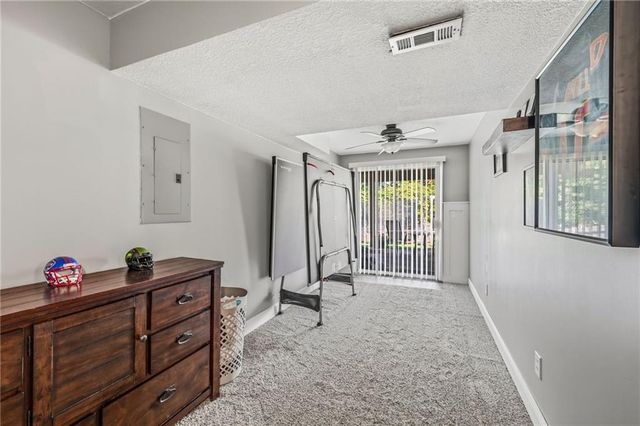 1910 Chestnut Drive, Pleasant Hill, MO 64080