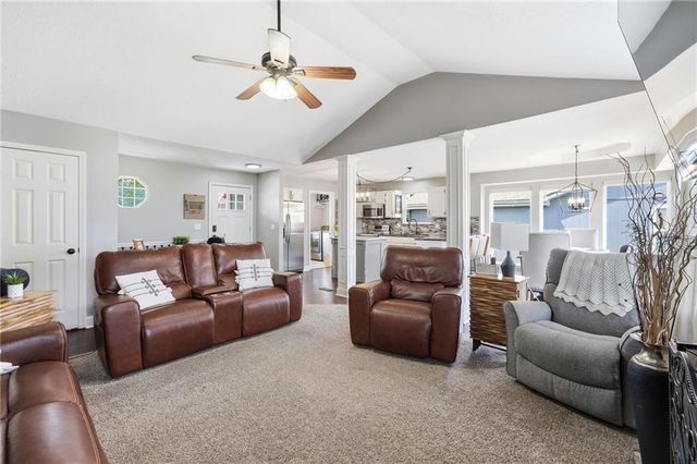 1910 Chestnut Drive, Pleasant Hill, MO 64080
