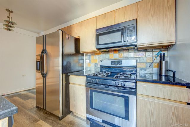 87-10 34th Avenue 6M, Jackson Heights, NY 11372