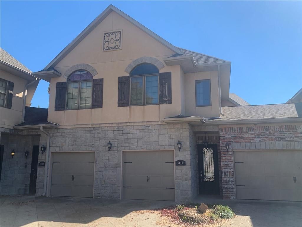 2645 S Everest Avenue, Rogers, AR 72758