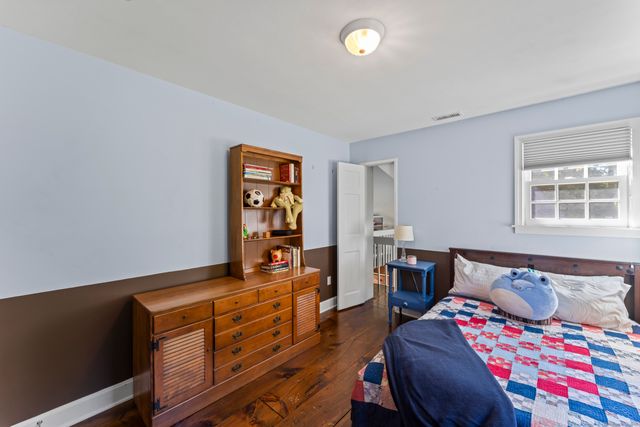 16 Ox Hill Road, Newtown, CT 06470