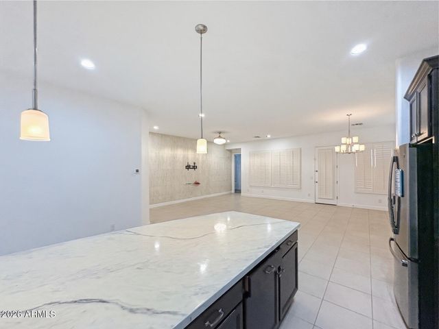 25724 N 19th Glen, Phoenix, AZ 85085