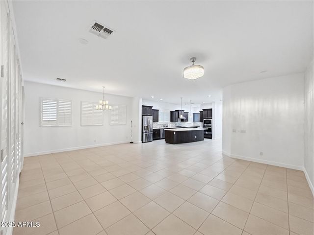 25724 N 19th Glen, Phoenix, AZ 85085