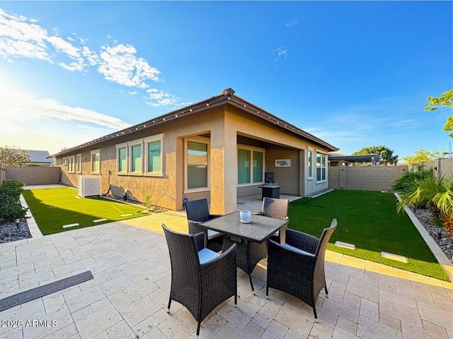 25724 N 19th Glen, Phoenix, AZ 85085