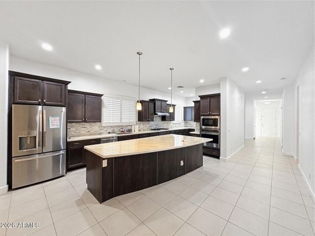25724 N 19th Glen, Phoenix, AZ 85085