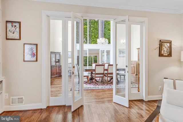 1502 HIGHWOOD DR, Mclean, VA 22101