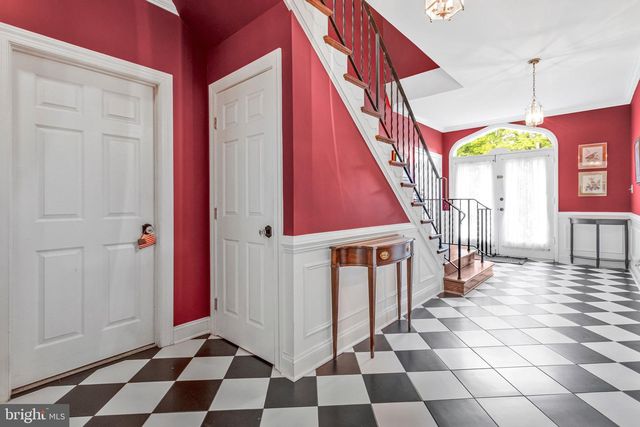 1502 HIGHWOOD DR, Mclean, VA 22101