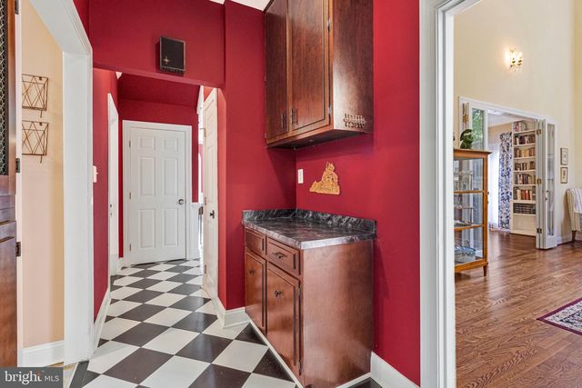 1502 HIGHWOOD DR, Mclean, VA 22101