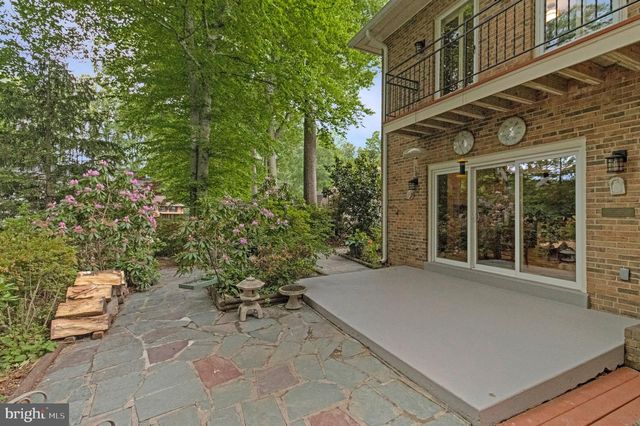 1502 HIGHWOOD DR, Mclean, VA 22101
