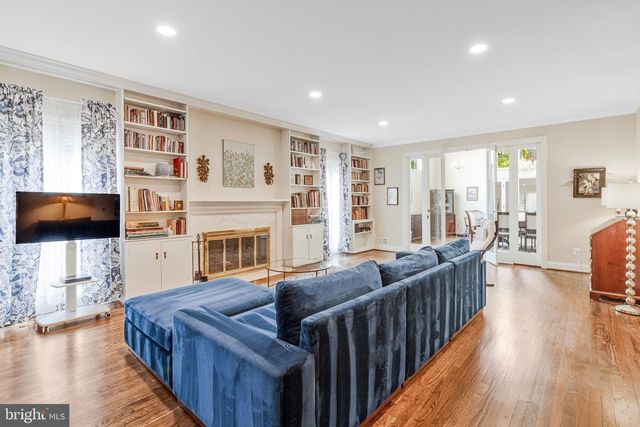 1502 HIGHWOOD DR, Mclean, VA 22101