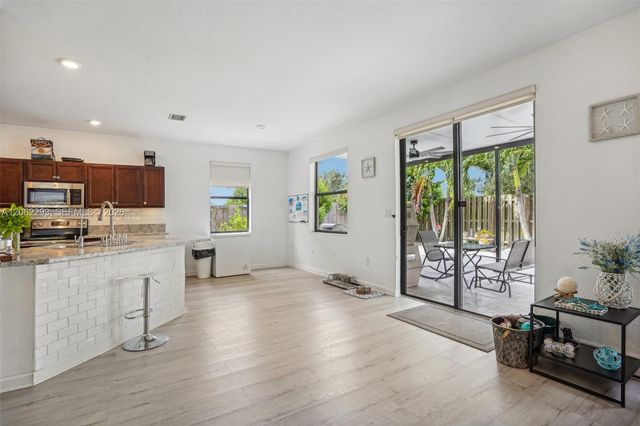 11833 SW 240th Ter, Homestead, FL 33032