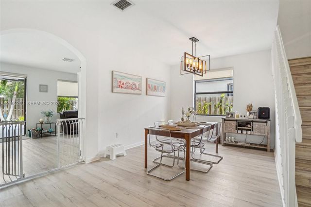 11833 SW 240th Ter, Homestead, FL 33032