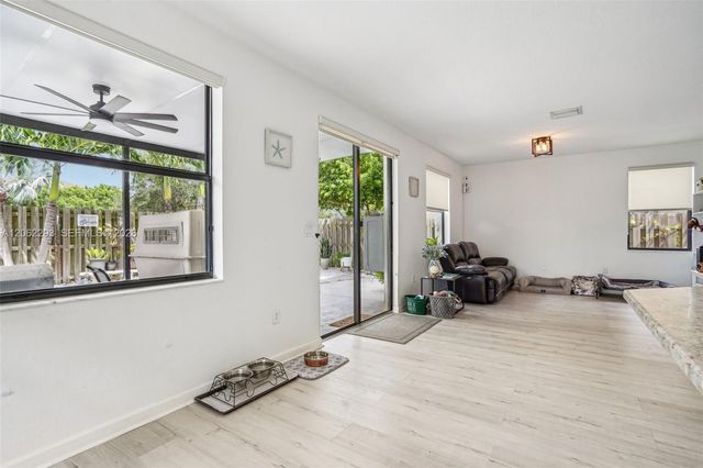 11833 SW 240th Ter, Homestead, FL 33032