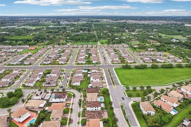 11833 SW 240th Ter, Homestead, FL 33032