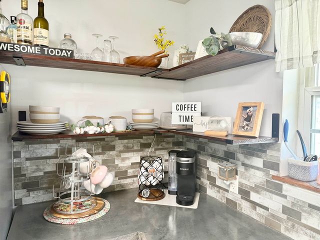 74 Hualapi Drive, Cherokee Village, AR 72529