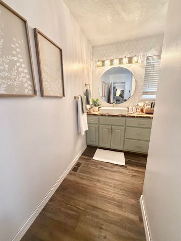 74 Hualapi Drive, Cherokee Village, AR 72529